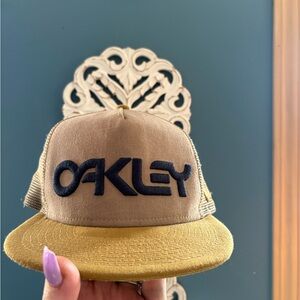 Oakley Trucker Hat Tan & Mustard Snapback Mesh Cap